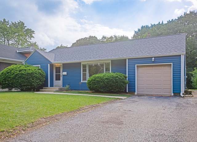 Property at 1223 S 3rd St, St. Charles, IL 60174, 3 beds, 1 bath
