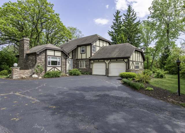 Property at 12375 W Ash Ct, Beach Park, IL 60099, 3 beds, 2.5 baths