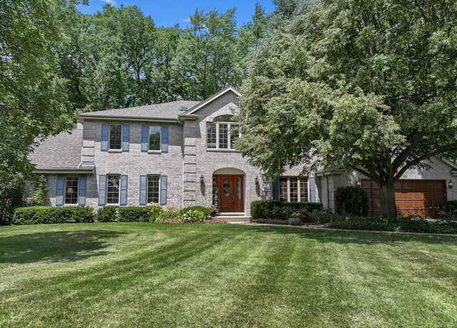 Property at 502 Nawata Pl, Prospect Heights, IL 60070, 5 beds, 5.5 baths