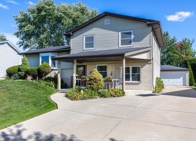 Property at 713 Oklahoma Way, Elk Grove Village, IL 60007, 4 beds, 3 baths