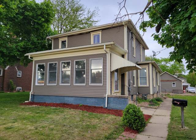 Property at 1016 Post St, Ottawa, IL 61350, 3 beds, 1.5 baths