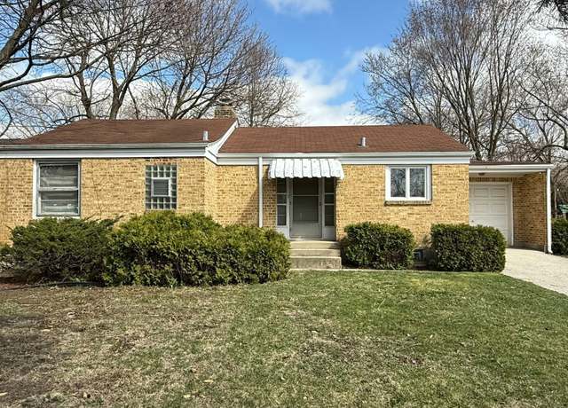 Property at 1N649 Main St, Glen Ellyn, IL 60137, 2 beds, 1 bath
