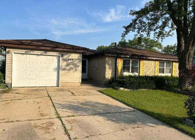 Property at 720 Wildwood Ln, Streamwood, IL 60107, 4 beds, 2 baths