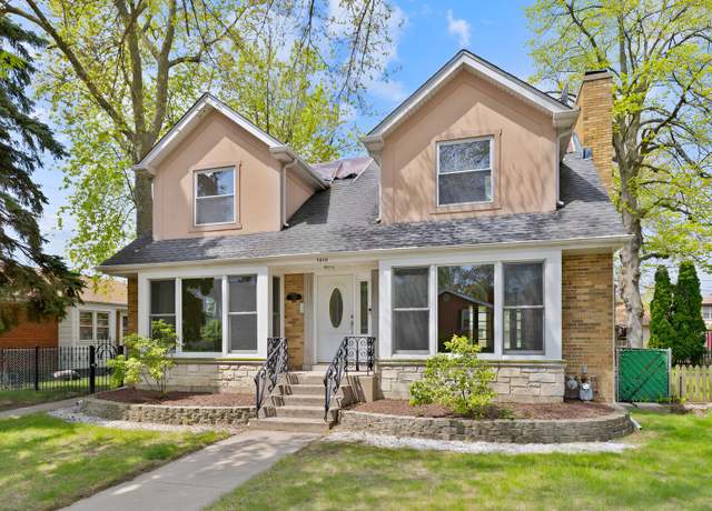 Property at 7810 Kildare Ave, Skokie, IL 60076, 4 beds, 3 baths