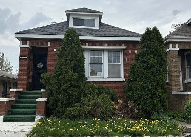 Property at 9937 S Carpenter St, Chicago, IL 60643, 4 beds, 2 baths