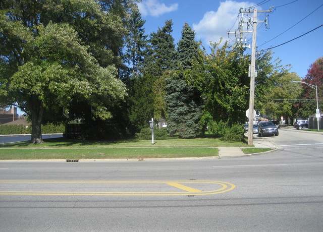 Property at 8268 W Lawrence Ave, Norridge, IL 60706