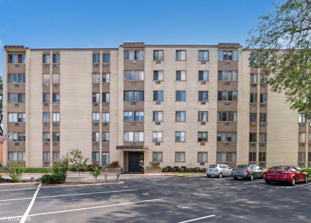 Property at 9725 S Karlov Ave #109, Oak Lawn, IL 60453, 2 beds, 1.5 baths