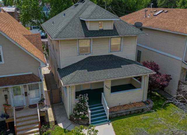Property at 2423 Collins St, Blue Island, IL 60406, 3 beds, 1 bath