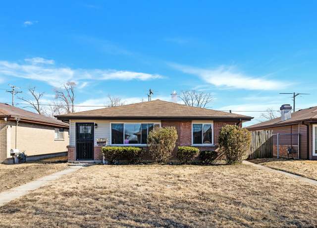 Property at 1255 Mackinaw Ave, Calumet City, IL 60409, 3 beds, 1.5 baths