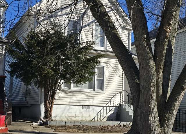 Property at 604 W Water St, Waukegan, IL 60085, 3 beds, 2 baths