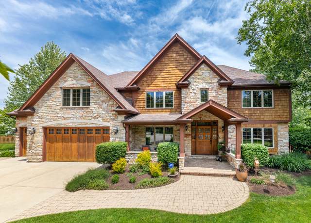Property at 1012 Kennesaw Ct, Naperville, IL 60540, 5 beds, 4.5 baths
