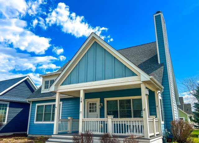 Property at 14 Port Pl, Ottawa, IL 61350, 2 beds, 2 baths