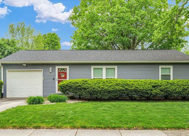 Property at 2603 Trafalgar Sq, Champaign, IL 61821, 3 beds, 1 bath