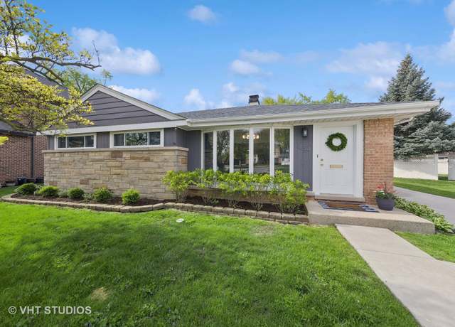 Property at 454 N Highland Ave, Elmhurst, IL 60126, 3 beds, 2 baths