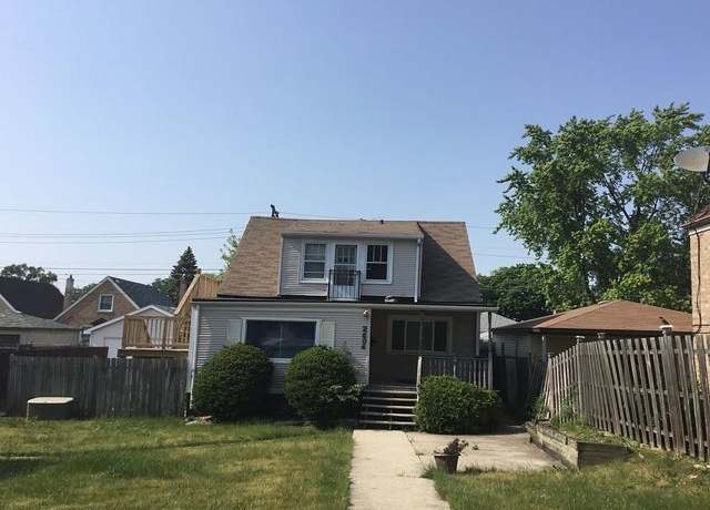 Property at 2604 W 82nd St, Chicago, IL 60652, 5 beds, 2 baths