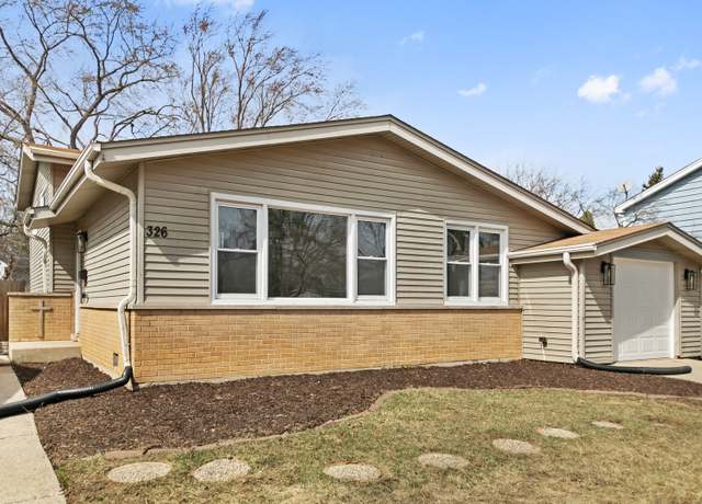 Property at 326 W Hawthorne Blvd, Mundelein, IL 60060, 4 beds, 2 baths