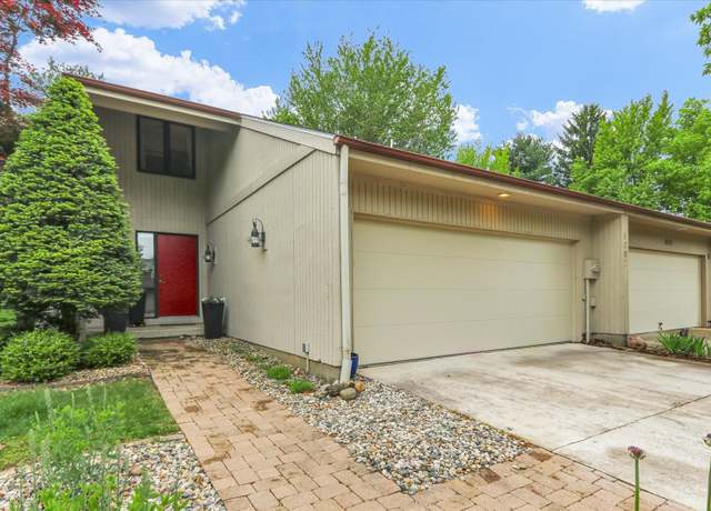 Property at 4007 Farmington Dr Unit A, Champaign, IL 61822, 2 beds, 2.5 baths