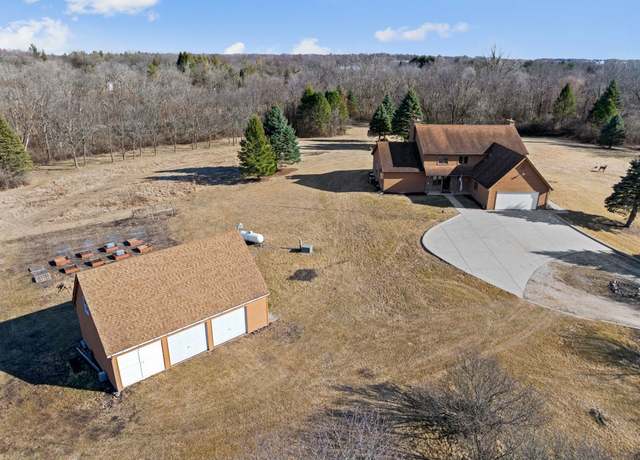 Property at 14N515 Highland Ave, Elgin, IL 60124, 4 beds, 2.5 baths