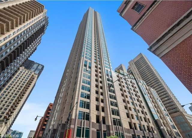 Property at 33 W Ontario St Unit 40C, Chicago, IL 60654, 1 bed, 1 bath