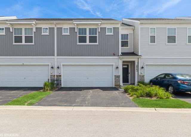 Property at 2543 Geranium Way, Rolling Meadows, IL 60008, 3 beds, 2.5 baths