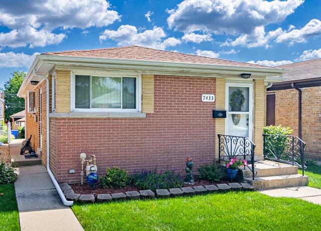 Property at 7433 N Octavia Ave, Chicago, IL 60631, 4 beds, 2 baths