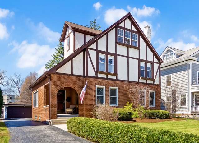 Property at 324 7th Ave, La Grange, IL 60525, 5 beds, 2.5 baths