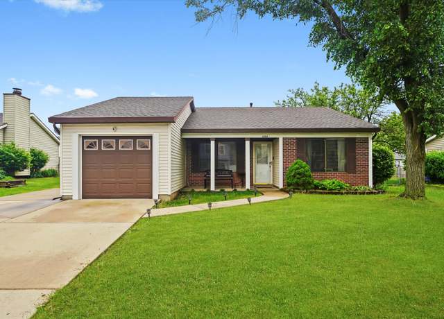 Property at 1026 Bothwell Ct, Bolingbrook, IL 60440, 3 beds, 1 bath