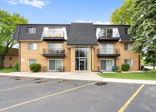 Property at 4825 W 109th St #303, Oak Lawn, IL 60453, 2 beds, 1 bath