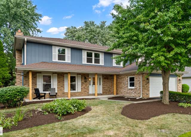 Property at 1212 W Keating Dr, Arlington Heights, IL 60005, 4 beds, 2.5 baths