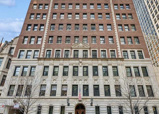 Property at 70 E Cedar St Unit 6W, Chicago, IL 60611, 3 beds, 3 baths