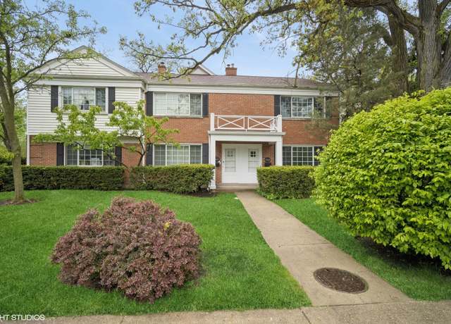 Property at 444 Winnetka Ave, Winnetka, IL 60093, 2 beds, 1.5 baths