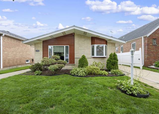 Property at 13041 S Muskegon Ave, Chicago, IL 60633, 3 beds, 2 baths