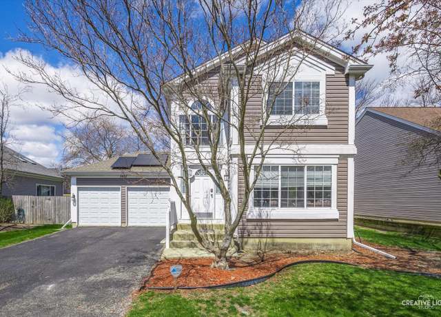 Property at 1477 Golden Oaks Pkwy, Aurora, IL 60506, 3 beds, 2.5 baths