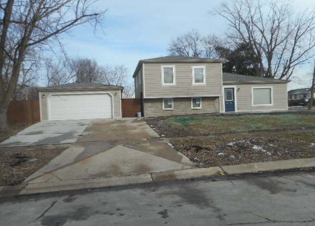 Property at 22456 Yates Ave, Sauk Village, IL 60411, 5 beds, 2 baths