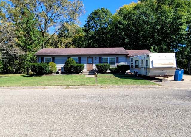 Property at 3101 Bedford Dr, Princeton, IL 61356, 3 beds, 1 bath