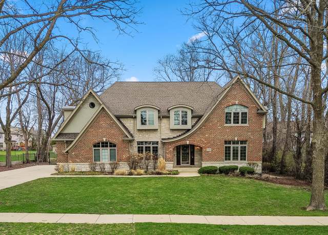 Property at 2120 W Haven St, Mount Prospect, IL 60056, 5 beds, 3 baths