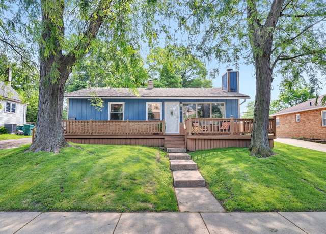 Property at 611 S Monroe St, Streator, IL 61364, 3 beds, 1 bath