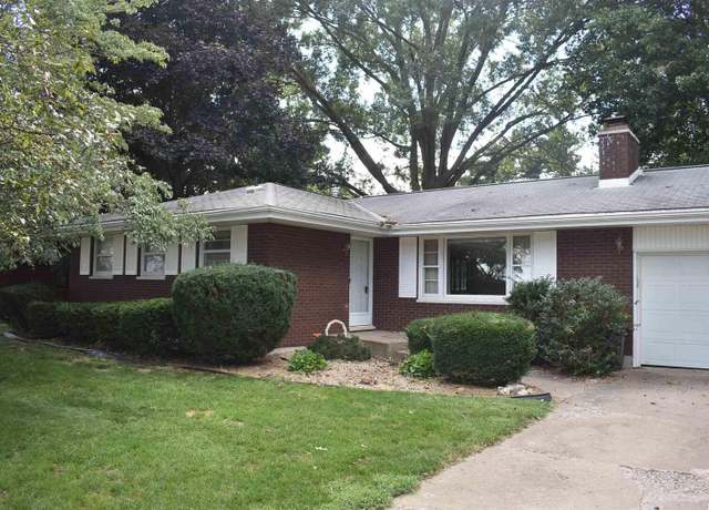 Property at 2124 S 40th, Quincy, IL 62305, 4 beds, 3 baths