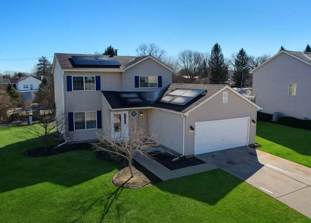 Property at 950 Donnelly Pl, Mchenry, IL 60050, 4 beds, 1.5 baths