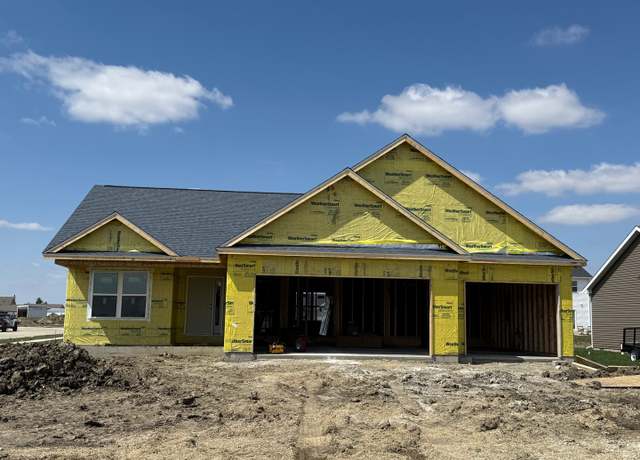 Property at 511 Jerin Dr, Fisher, IL 61843, 3 beds, 2 baths