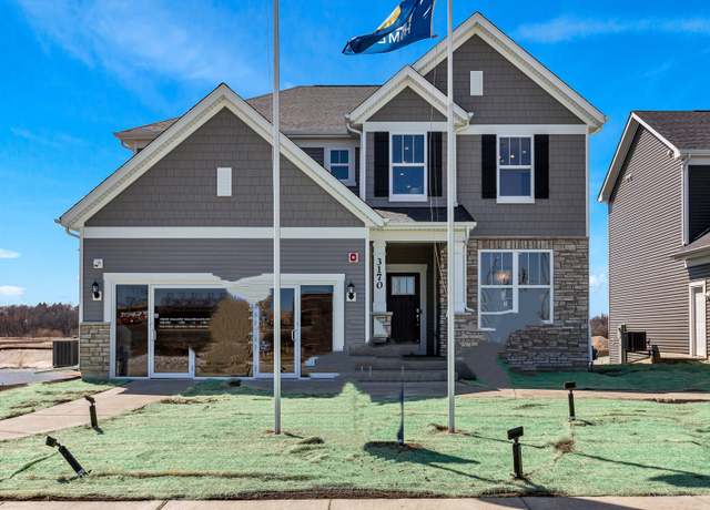Property at 1114 Joice Ln, Mundelein, IL 60060, 5 beds, 3 baths