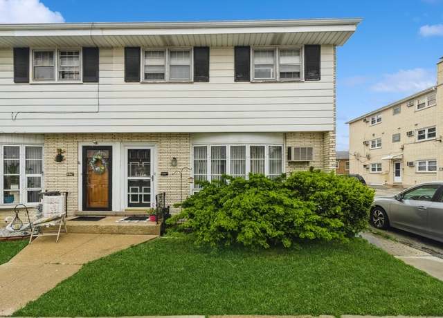 Property at 6555 W Addison St Unit A, Chicago, IL 60634, 3 beds, 1.5 baths