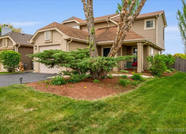 Property at 1149 Bradbury Cir, Carol Stream, IL 60188, 3 beds, 1.5 baths