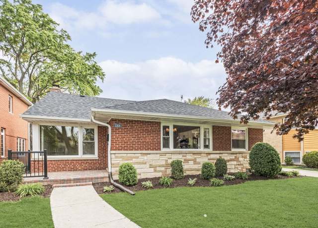 Property at 1308 Frances Pkwy, Park Ridge, IL 60068, 3 beds, 2 baths