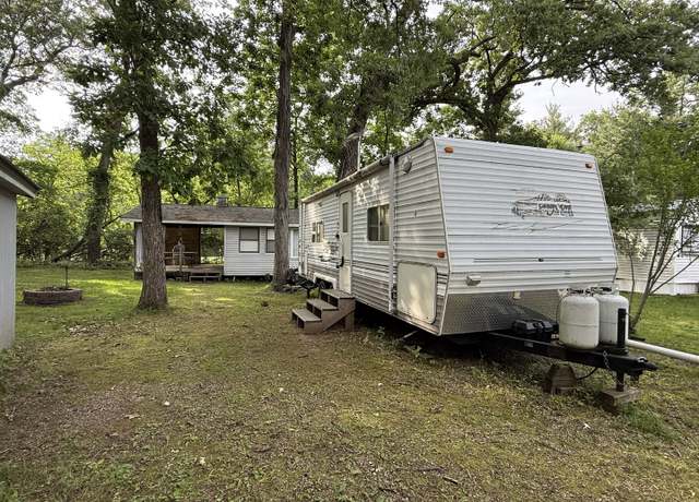 Property at 16-5 Woodhaven Lks, Sublette, IL 61367