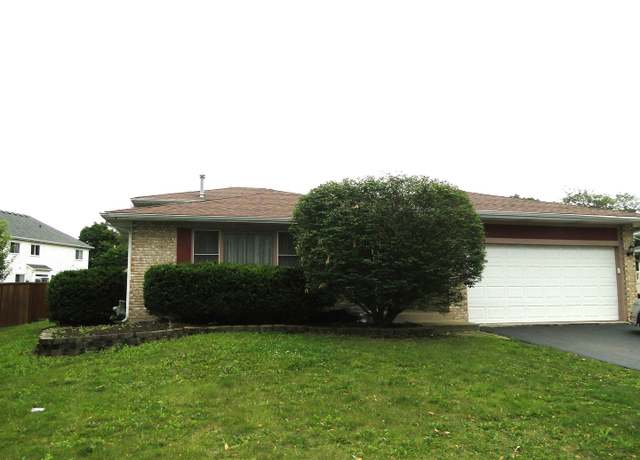Property at 194 Silverado St, Bolingbrook, IL 60490, 3 beds, 2 baths