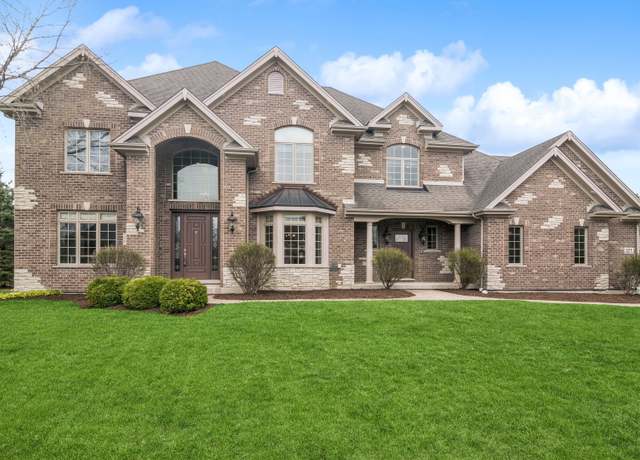 Property at 954 Lorie Ln, Lake Zurich, IL 60047, 5 beds, 6 baths