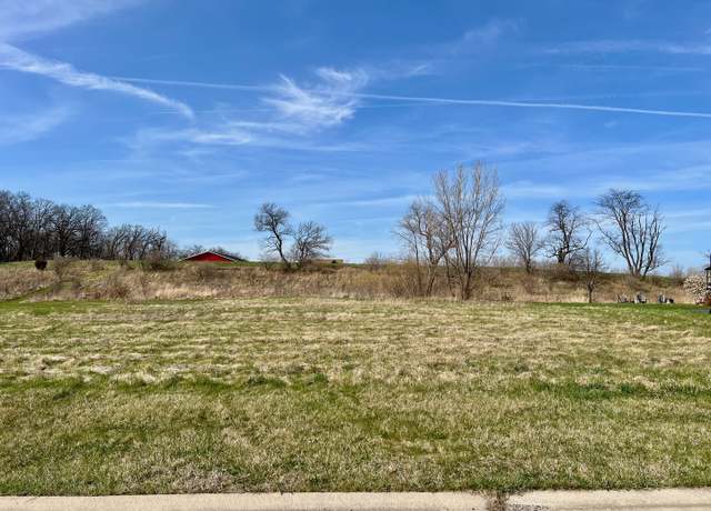 Property at 10465 Red Leaf Cir, Lakewood, IL 60014