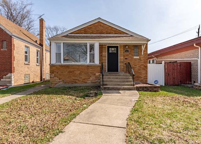 Property at 7921 S Christiana Ave, Chicago, IL 60652, 5 beds, 2 baths