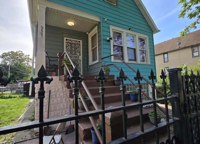 Property at 6805 S Wood St, Chicago, IL 60636, 5 beds, 3 baths